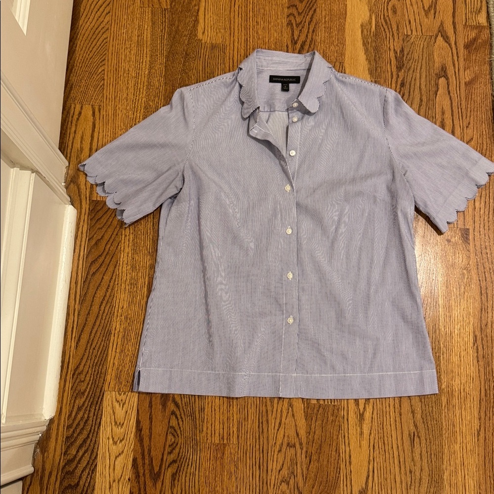 Banana Republic | Petite Scallop Trim Button Down Blouse | Blue Stripe | PS
